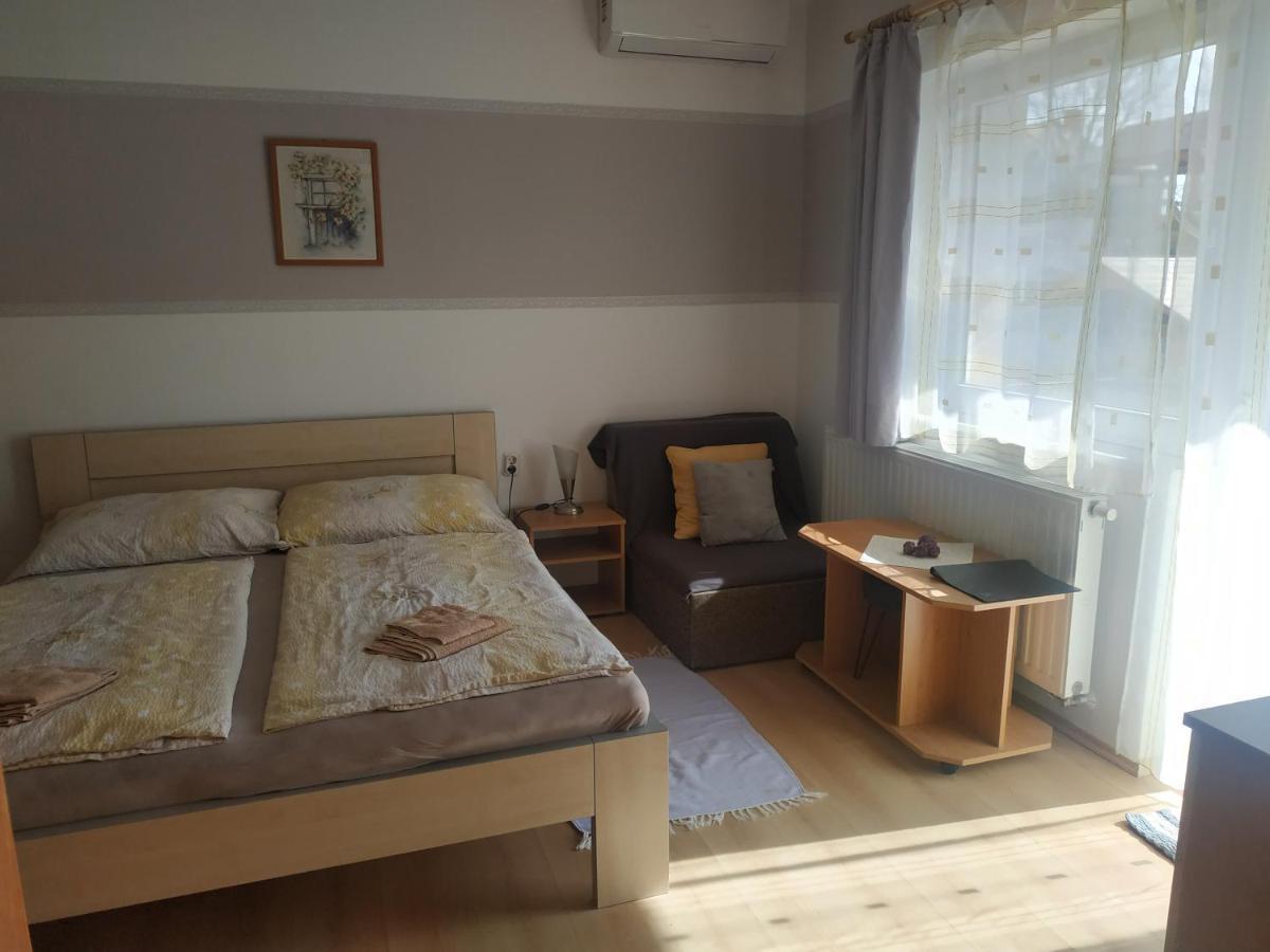 Aranyhal Apartman シャールヴァール エクステリア 写真