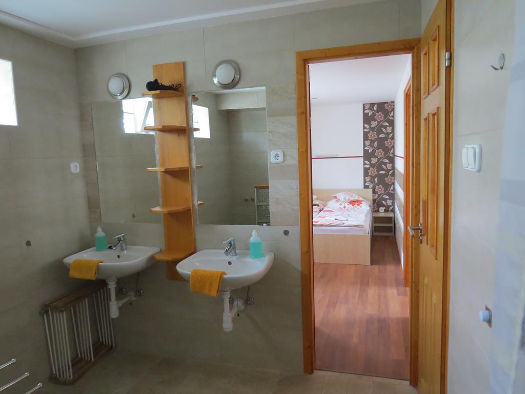 Aranyhal Apartman シャールヴァール 部屋 写真