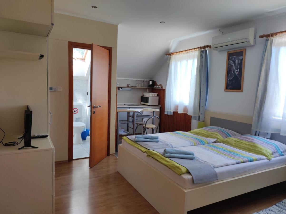 Aranyhal Apartman シャールヴァール エクステリア 写真