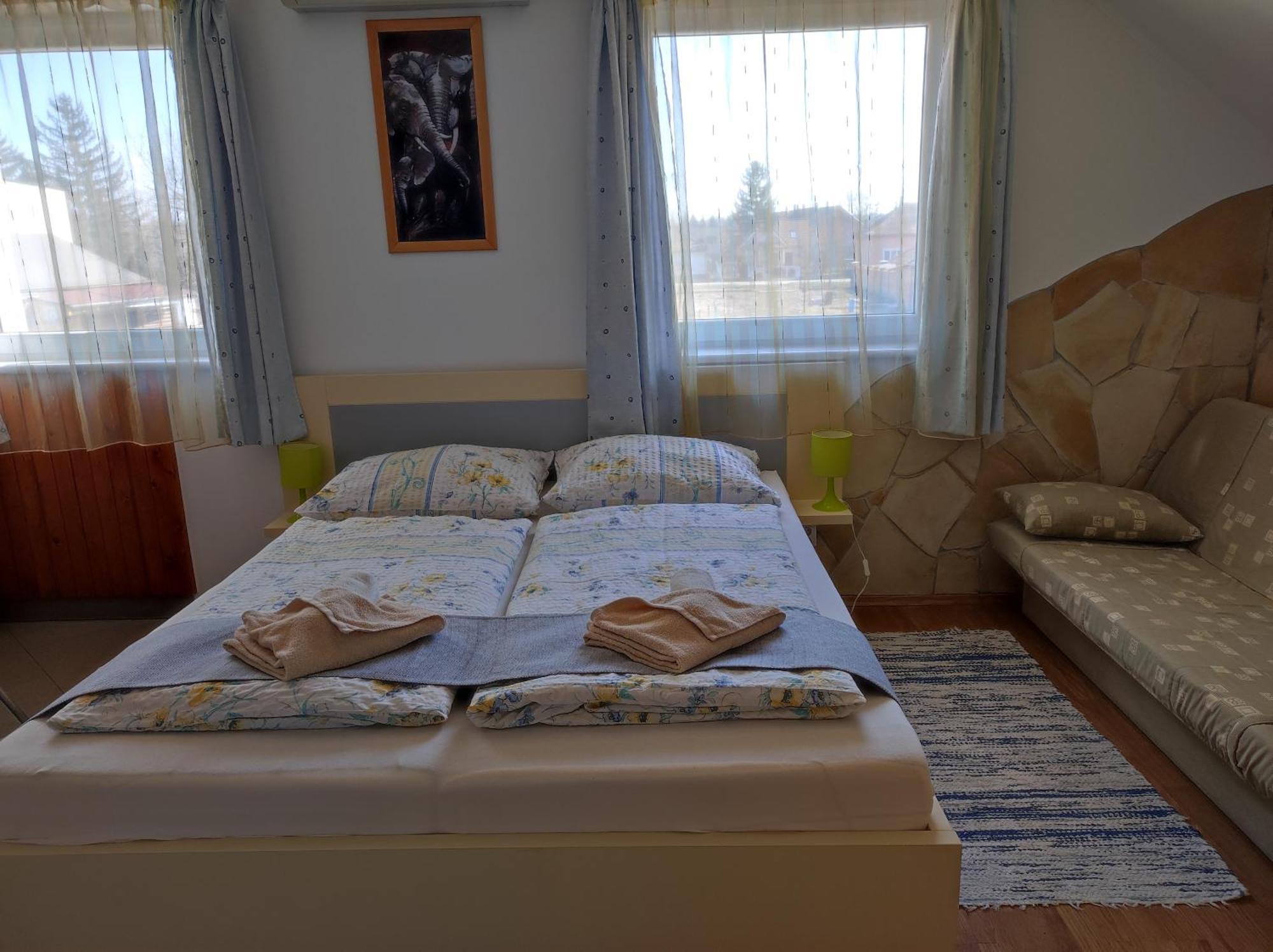 Aranyhal Apartman シャールヴァール エクステリア 写真